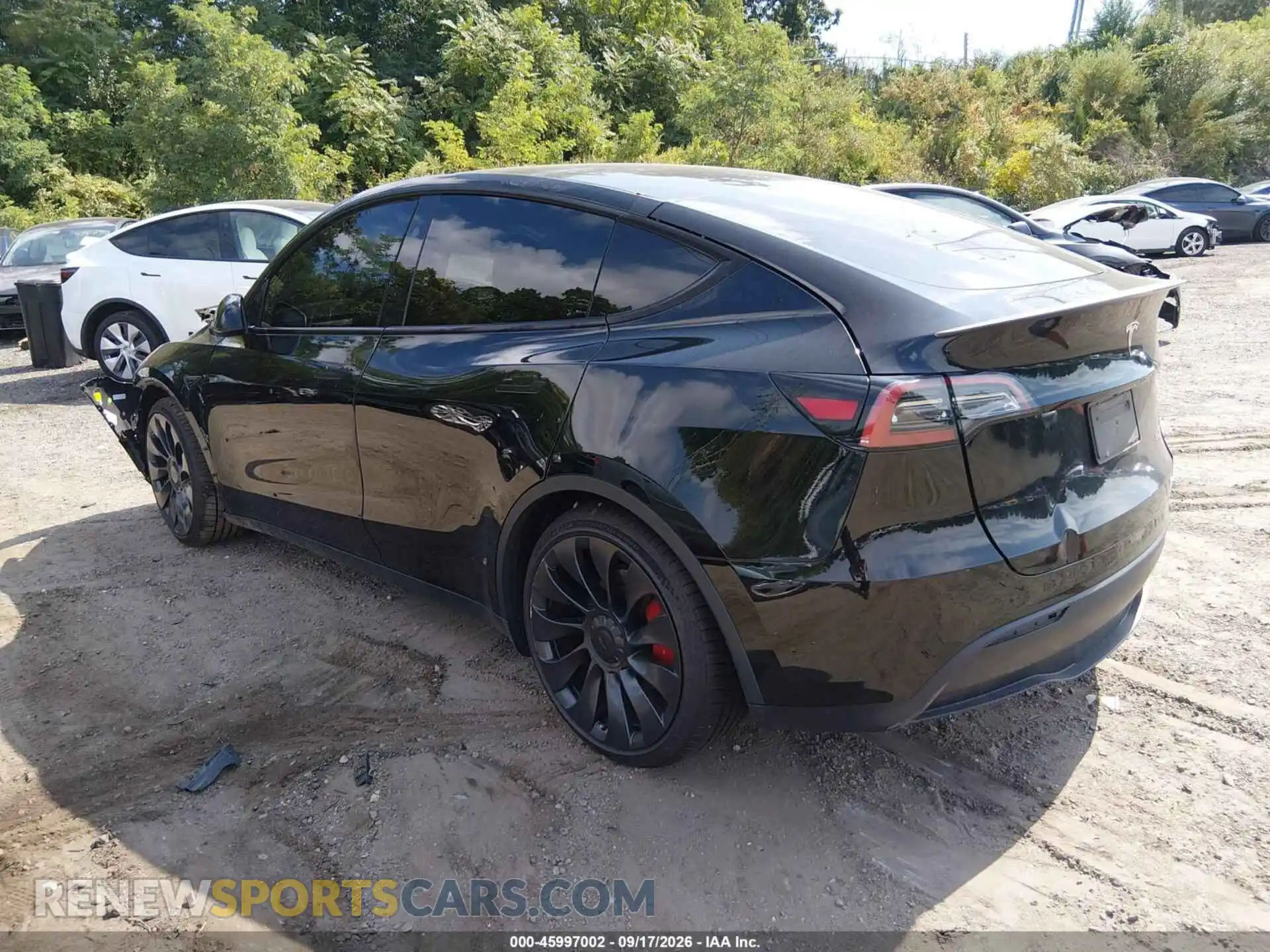 3 fotografías del automóvil dañado 7SAYGDEF4PF915077 TESLA MODEL Y 2023