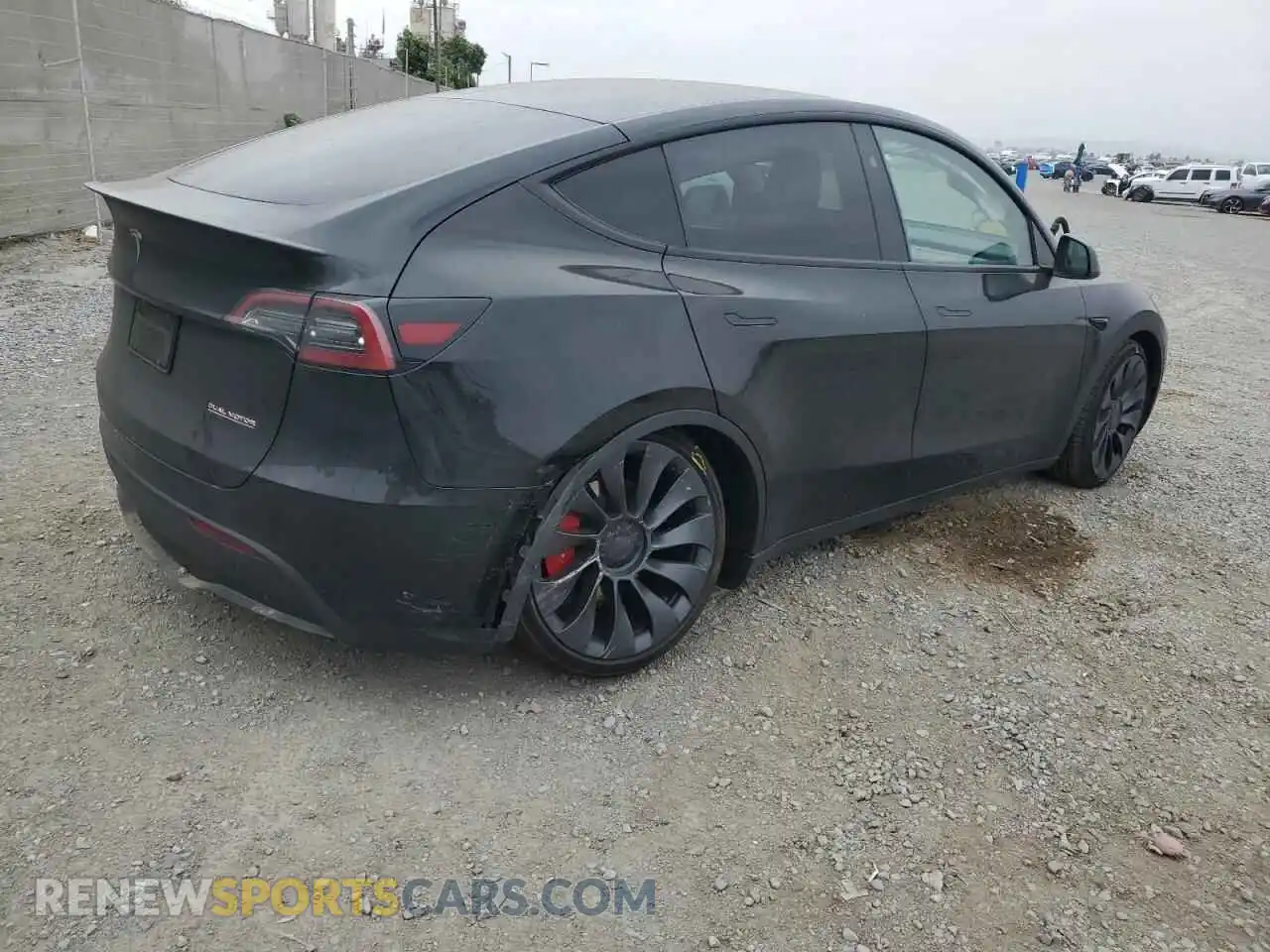 3 Photograph of a damaged car 7SAYGDEF4PF924314 TESLA MODEL Y 2023