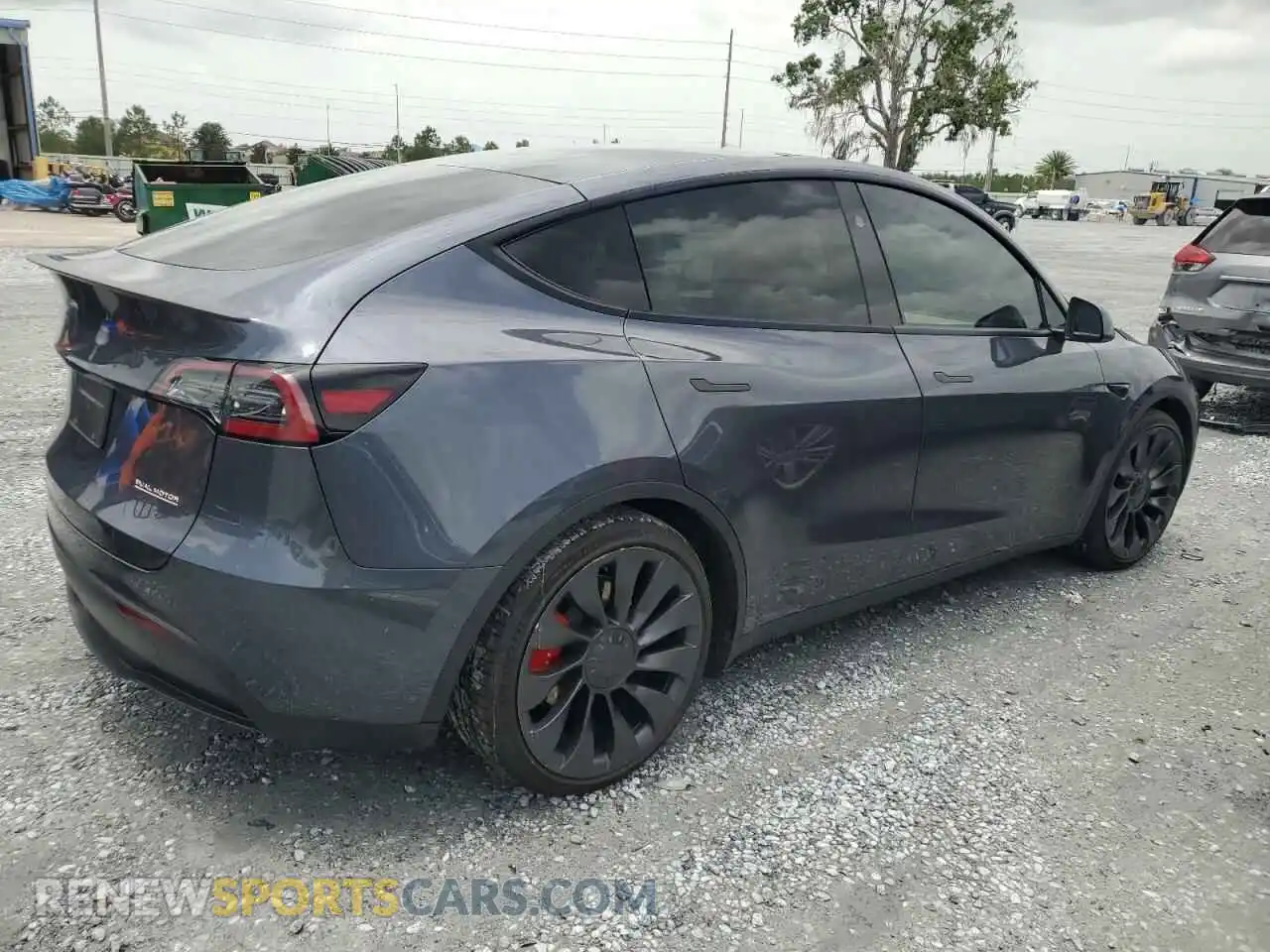 3 Photograph of a damaged car 7SAYGDEF4PF964022 TESLA MODEL Y 2023