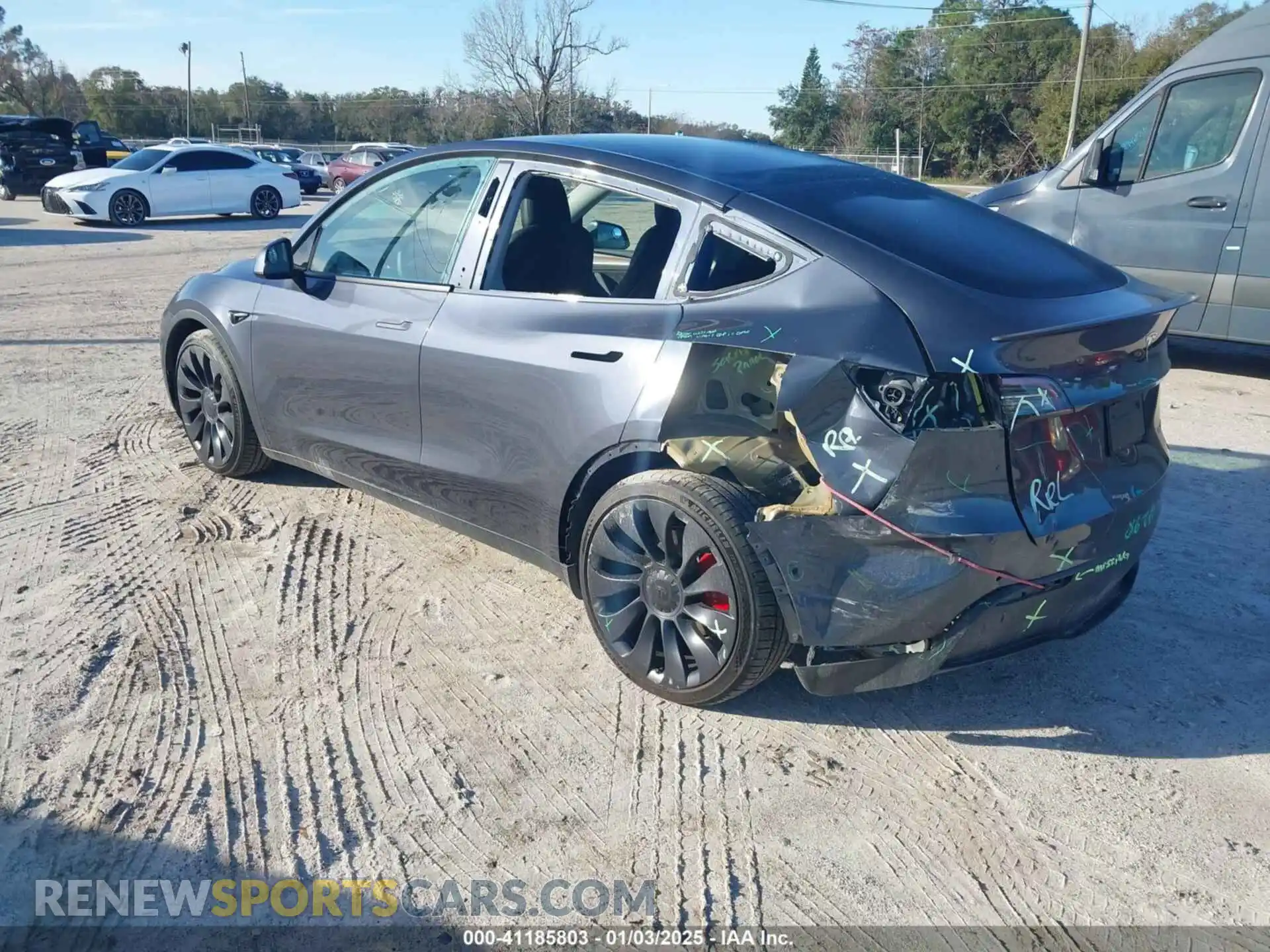 3 Photograph of a damaged car 7SAYGDEF5PF582775 TESLA MODEL Y 2023