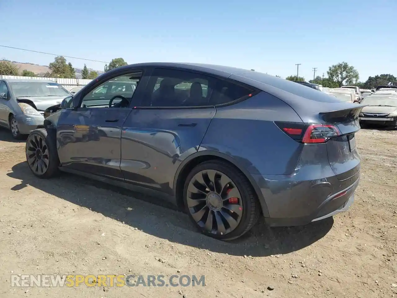 2 Photograph of a damaged car 7SAYGDEF5PF601566 TESLA MODEL Y 2023