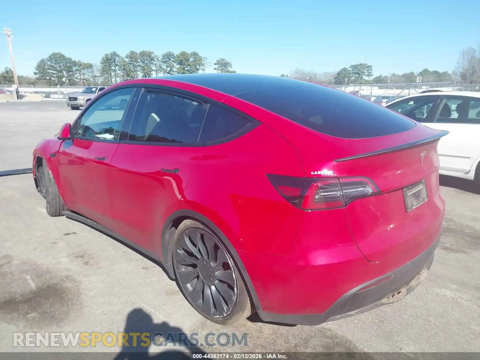 3 Photograph of a damaged car 7SAYGDEF5PF670144 TESLA MODEL Y 2023