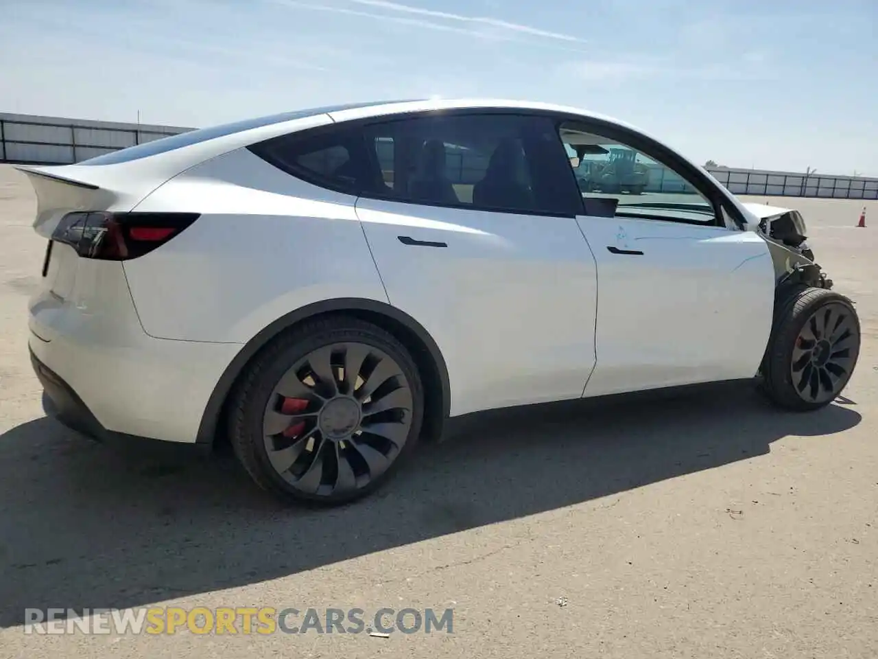 3 Photograph of a damaged car 7SAYGDEF5PF744839 TESLA MODEL Y 2023