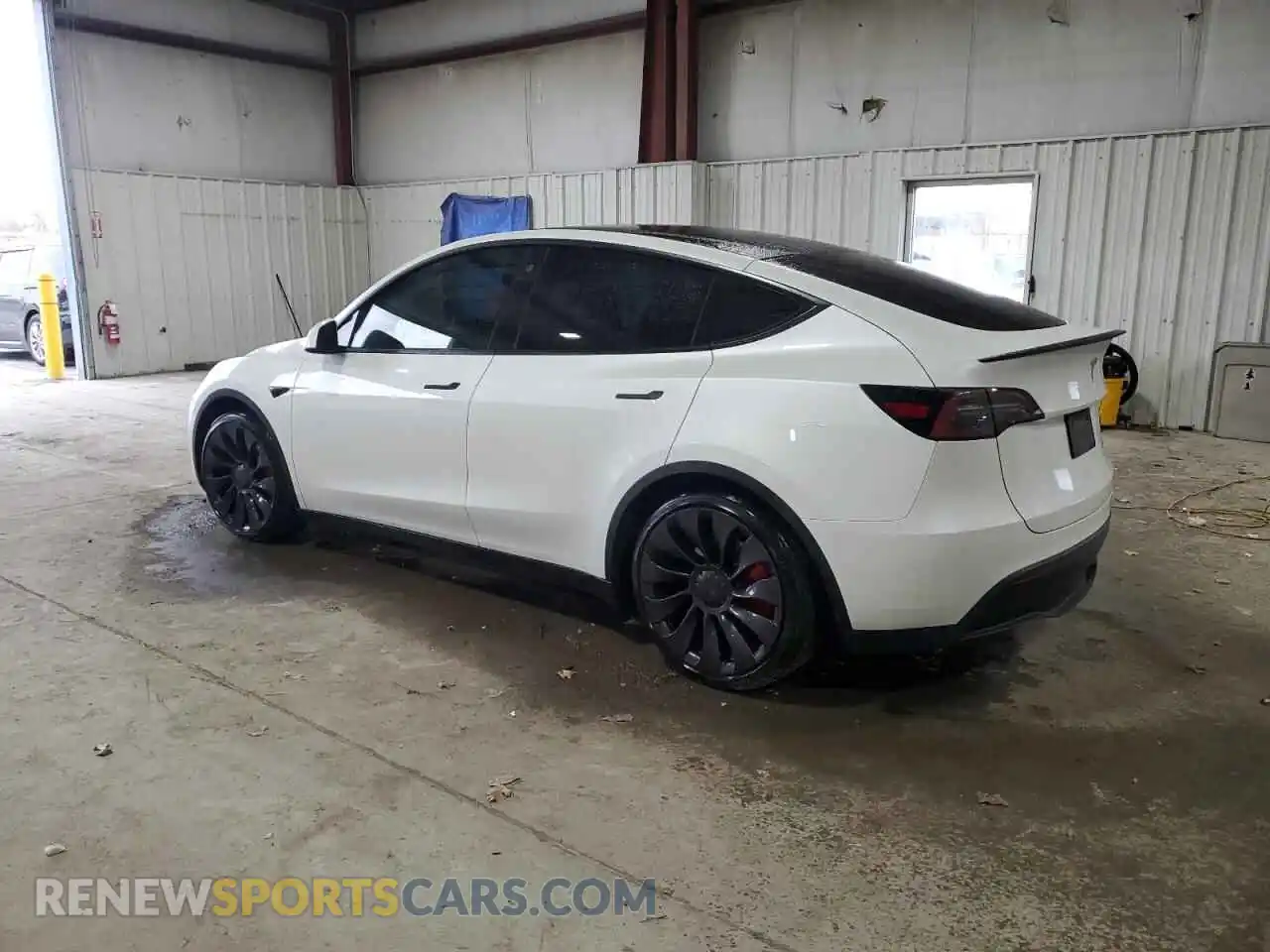 2 Photograph of a damaged car 7SAYGDEF5PF776061 TESLA MODEL Y 2023
