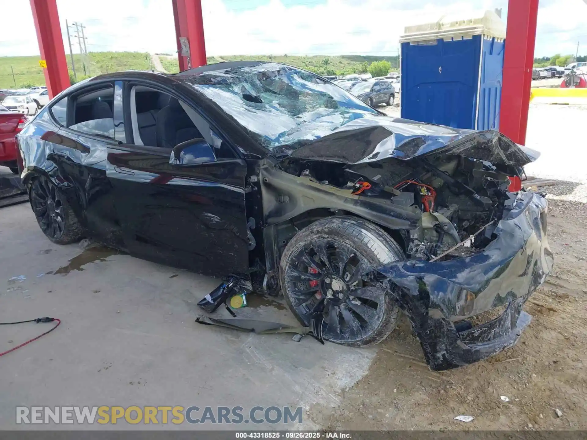 1 Photograph of a damaged car 7SAYGDEF5PF807759 TESLA MODEL Y 2023