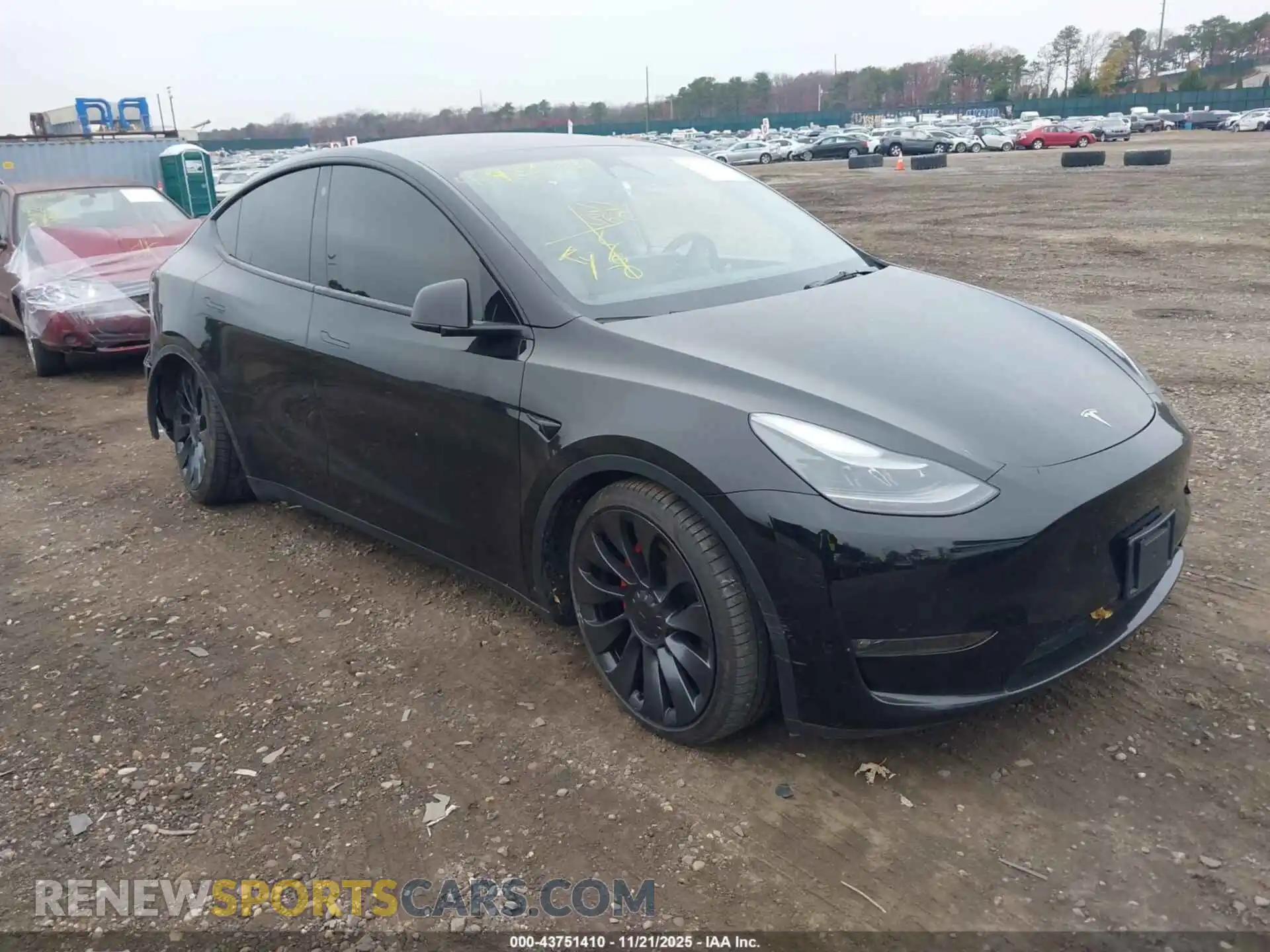1 Photograph of a damaged car 7SAYGDEF6PF784878 TESLA MODEL Y 2023