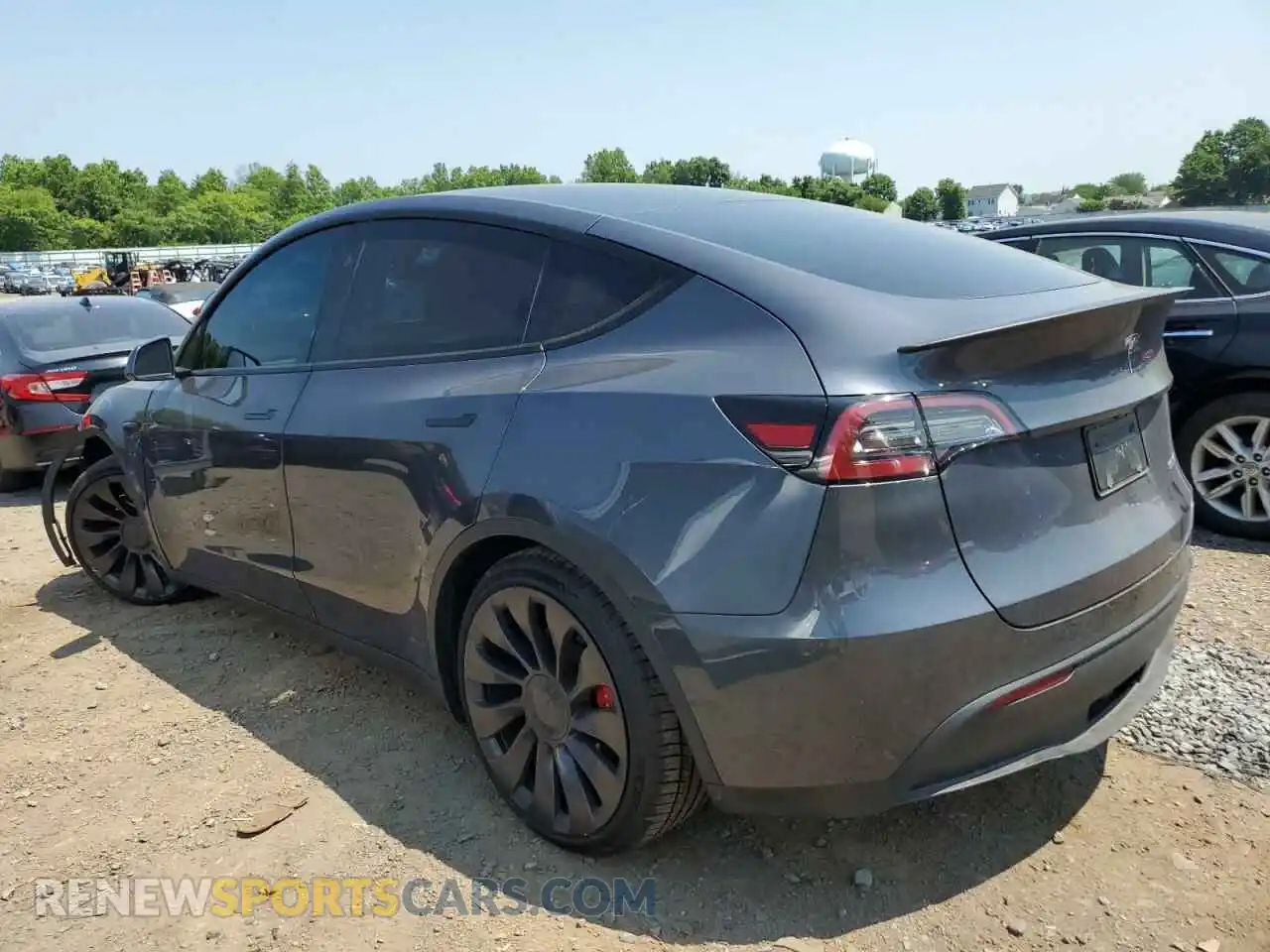 2 Photograph of a damaged car 7SAYGDEF6PF843413 TESLA MODEL Y 2023
