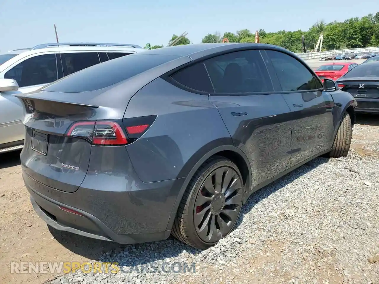 3 Photograph of a damaged car 7SAYGDEF6PF843413 TESLA MODEL Y 2023