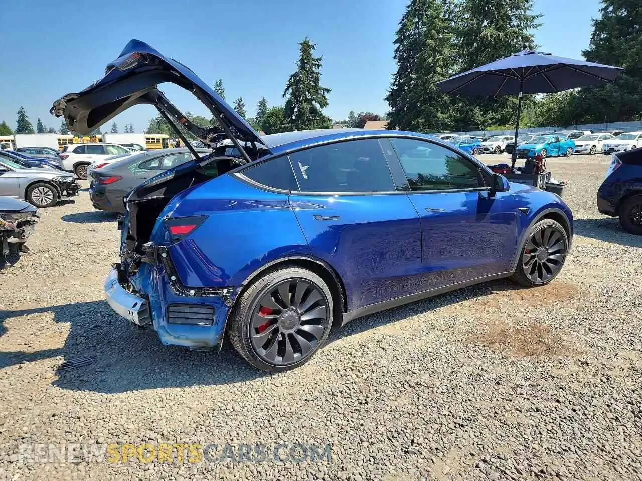 3 fotografías del automóvil dañado 7SAYGDEF6PF917574 TESLA MODEL Y 2023