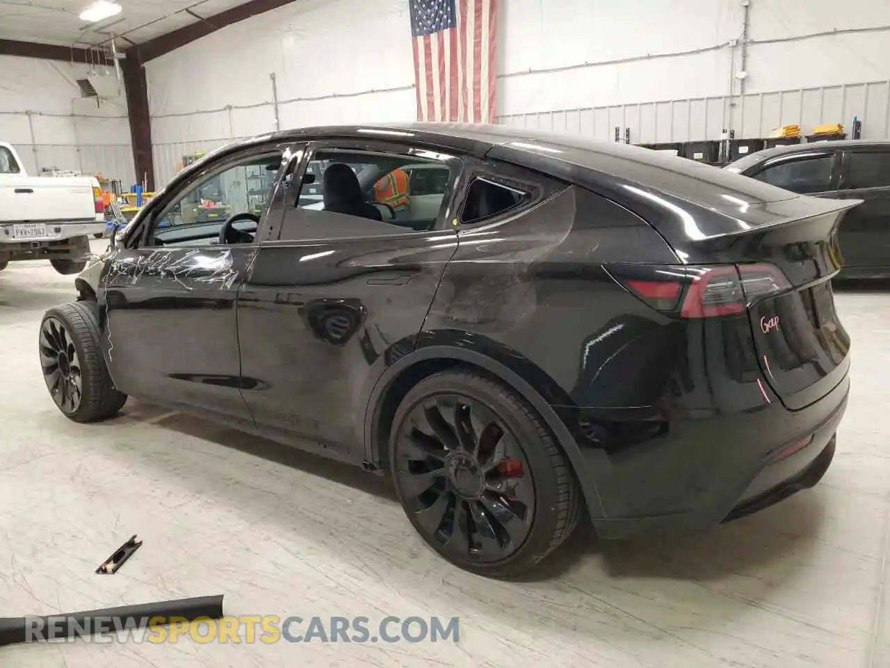 2 Photograph of a damaged car 7SAYGDEF7PF643902 TESLA MODEL Y 2023