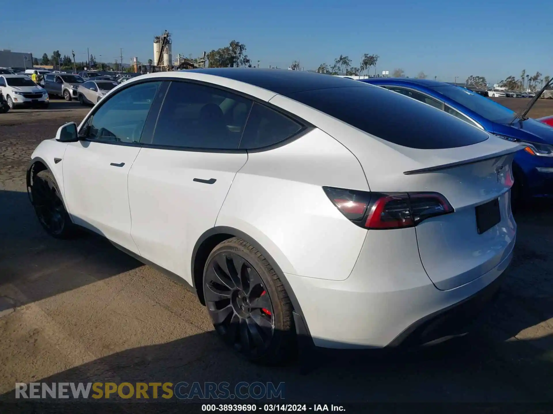 3 Photograph of a damaged car 7SAYGDEF7PF695160 TESLA MODEL Y 2023