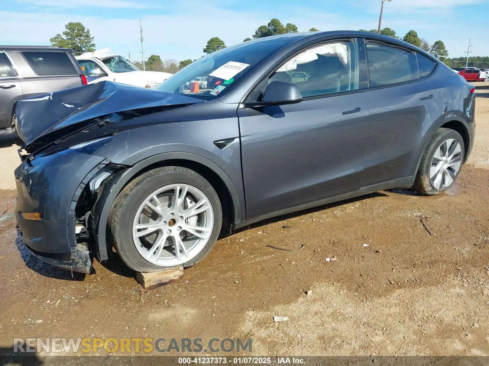2 Photograph of a damaged car 7SAYGDEF8PA048702 TESLA MODEL Y 2023