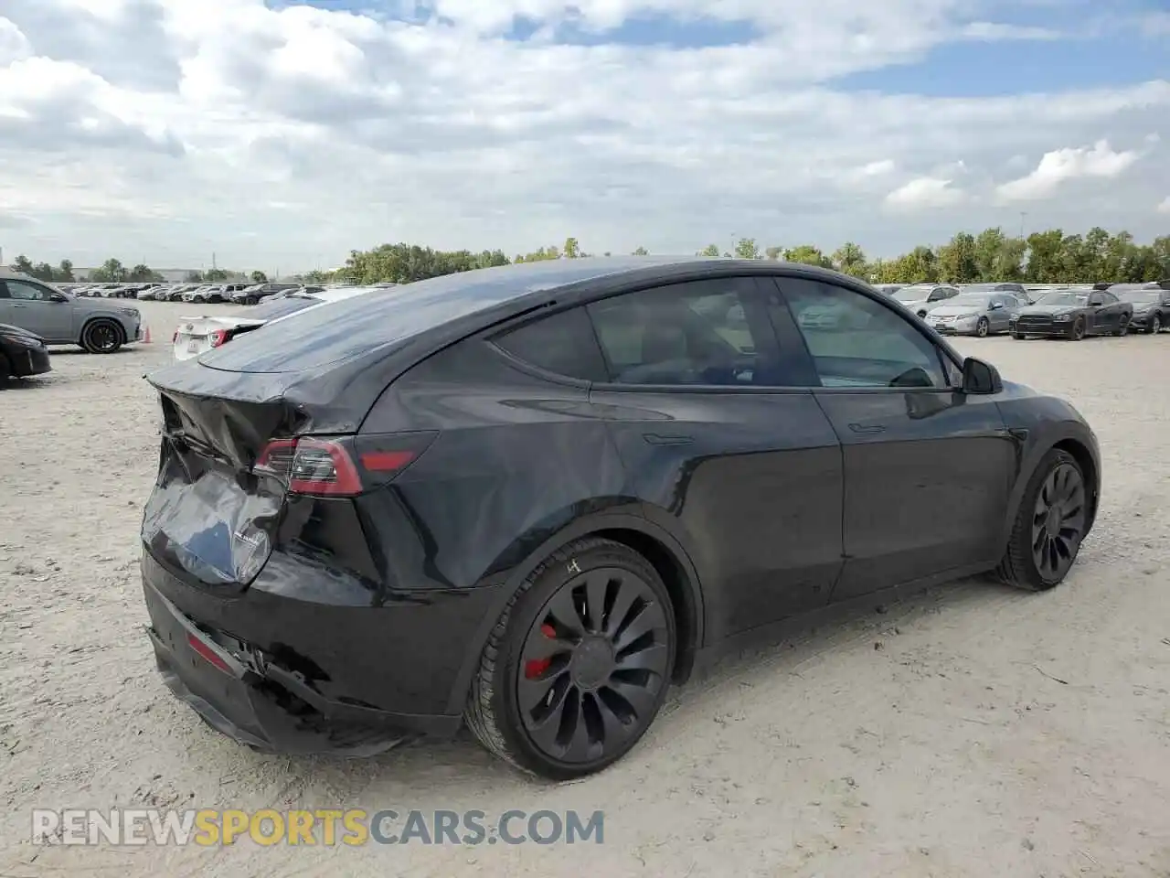 3 Photograph of a damaged car 7SAYGDEF8PF605241 TESLA MODEL Y 2023