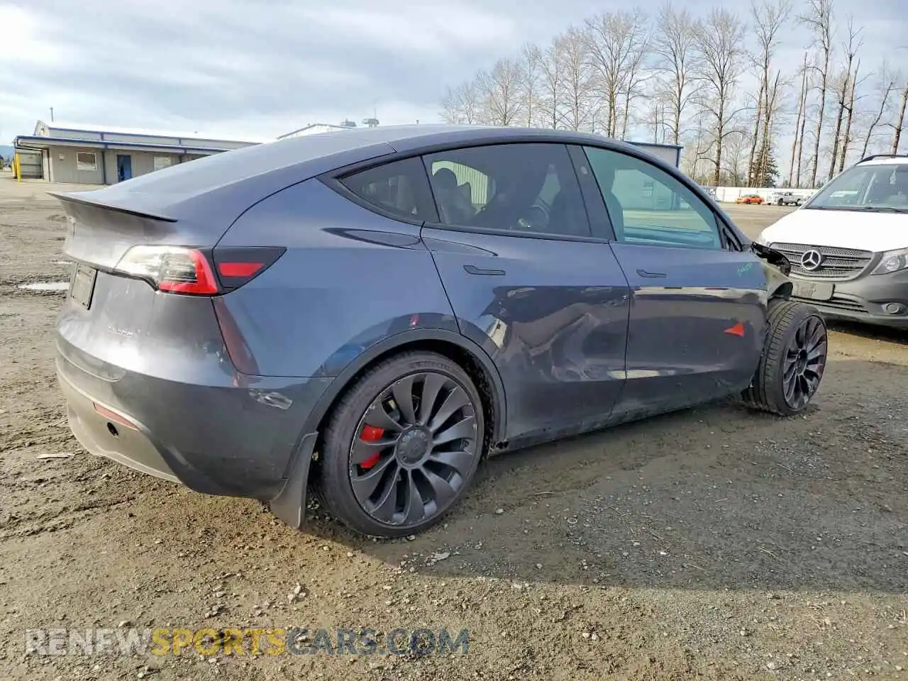 3 Photograph of a damaged car 7SAYGDEF8PF801051 TESLA MODEL Y 2023