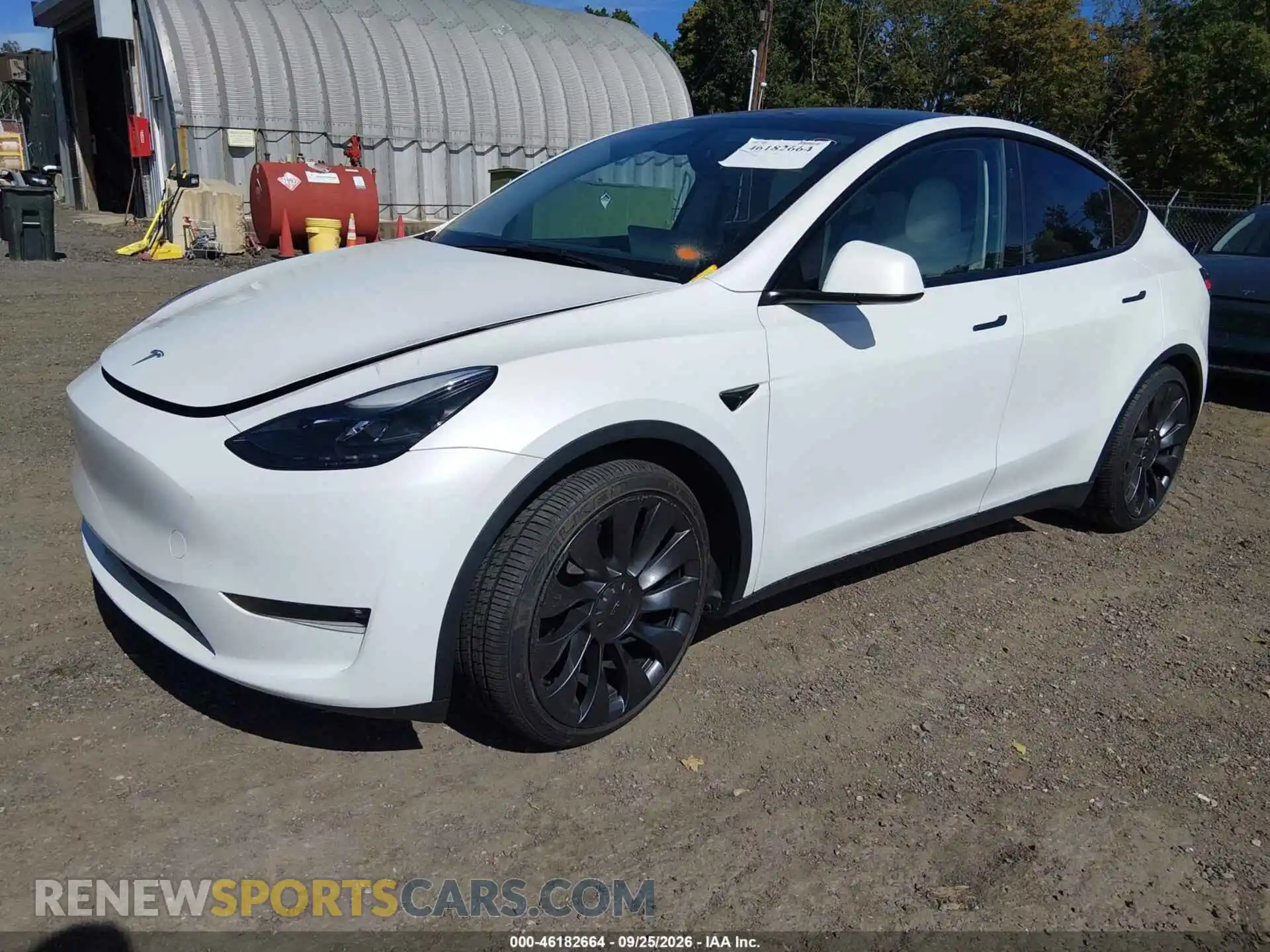 2 Photograph of a damaged car 7SAYGDEF8PF841100 TESLA MODEL Y 2023