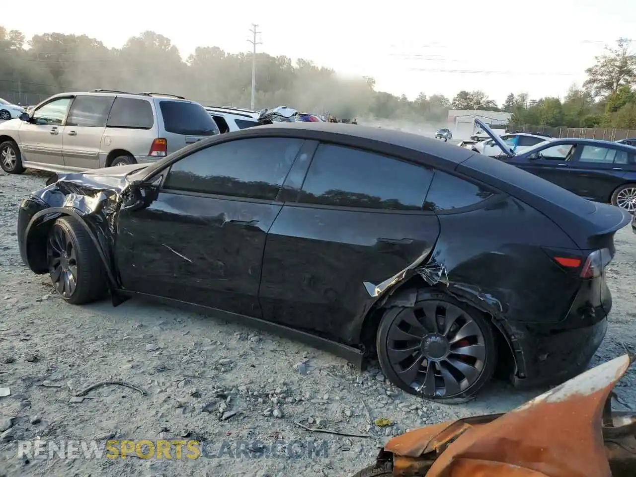 2 Photograph of a damaged car 7SAYGDEF8PF893245 TESLA MODEL Y 2023