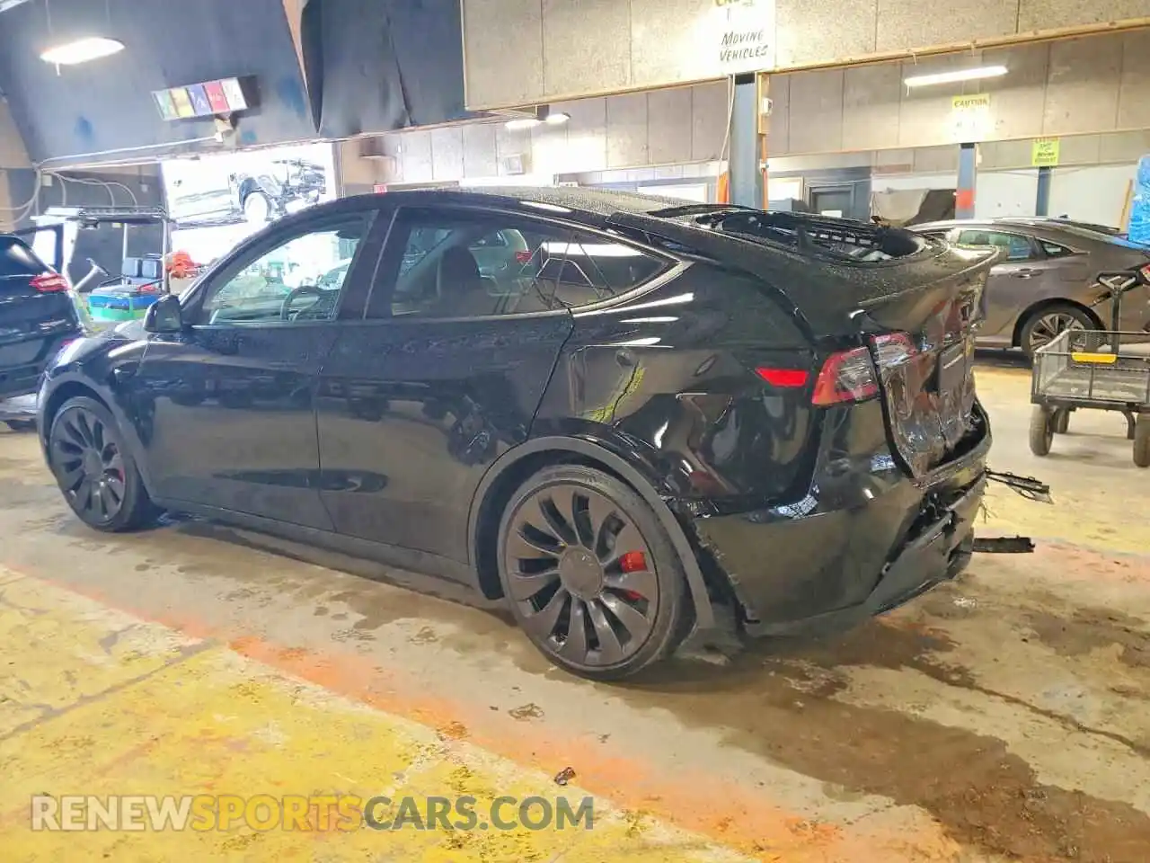 2 Photograph of a damaged car 7SAYGDEF8PF960748 TESLA MODEL Y 2023