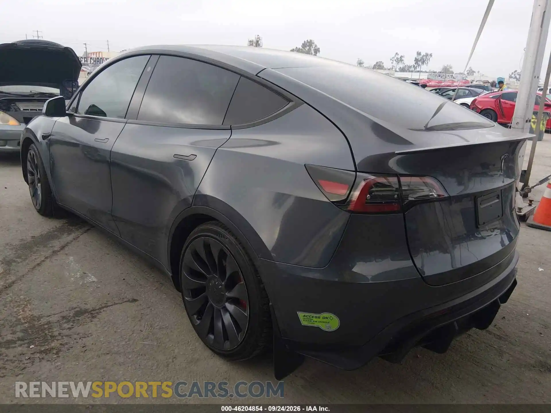 3 Photograph of a damaged car 7SAYGDEF9PF711617 TESLA MODEL Y 2023