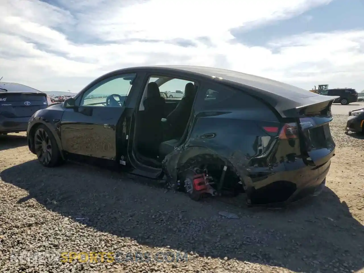 2 Photograph of a damaged car 7SAYGDEF9PF835547 TESLA MODEL Y 2023