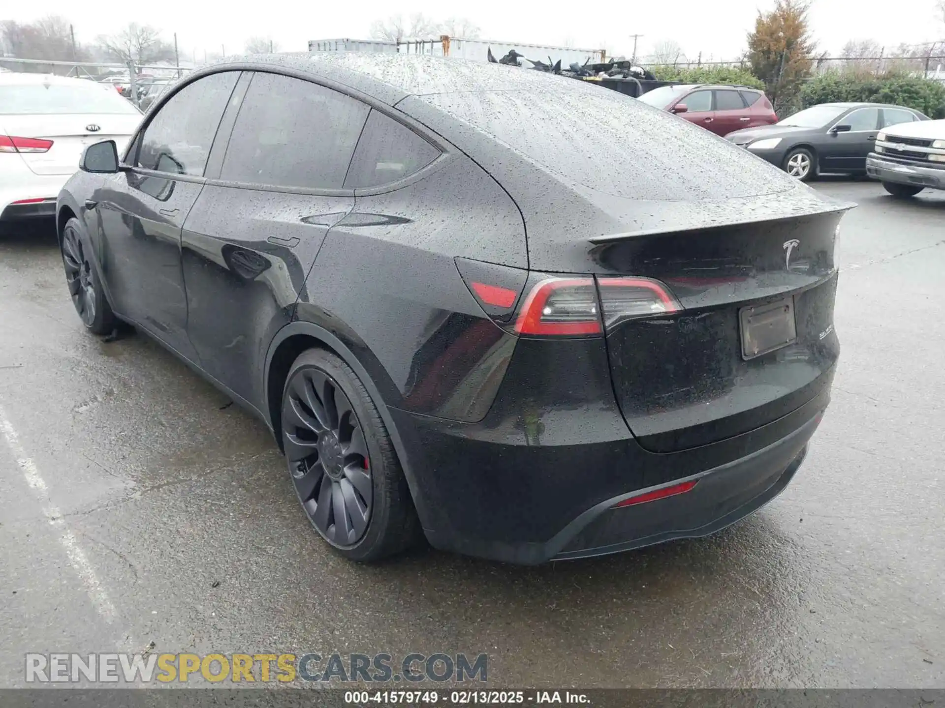 3 Photograph of a damaged car 7SAYGDEF9PF862456 TESLA MODEL Y 2023