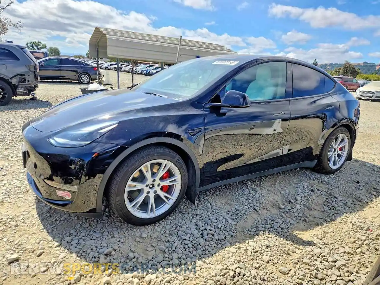 1 Photograph of a damaged car 7SAYGDEF9PF902583 TESLA MODEL Y 2023