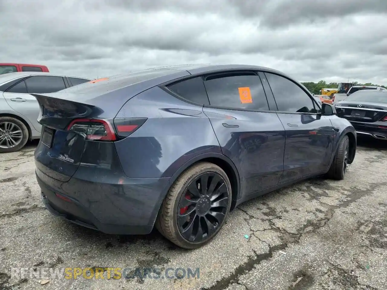 3 Photograph of a damaged car 7SAYGDEFXPF761538 TESLA MODEL Y 2023