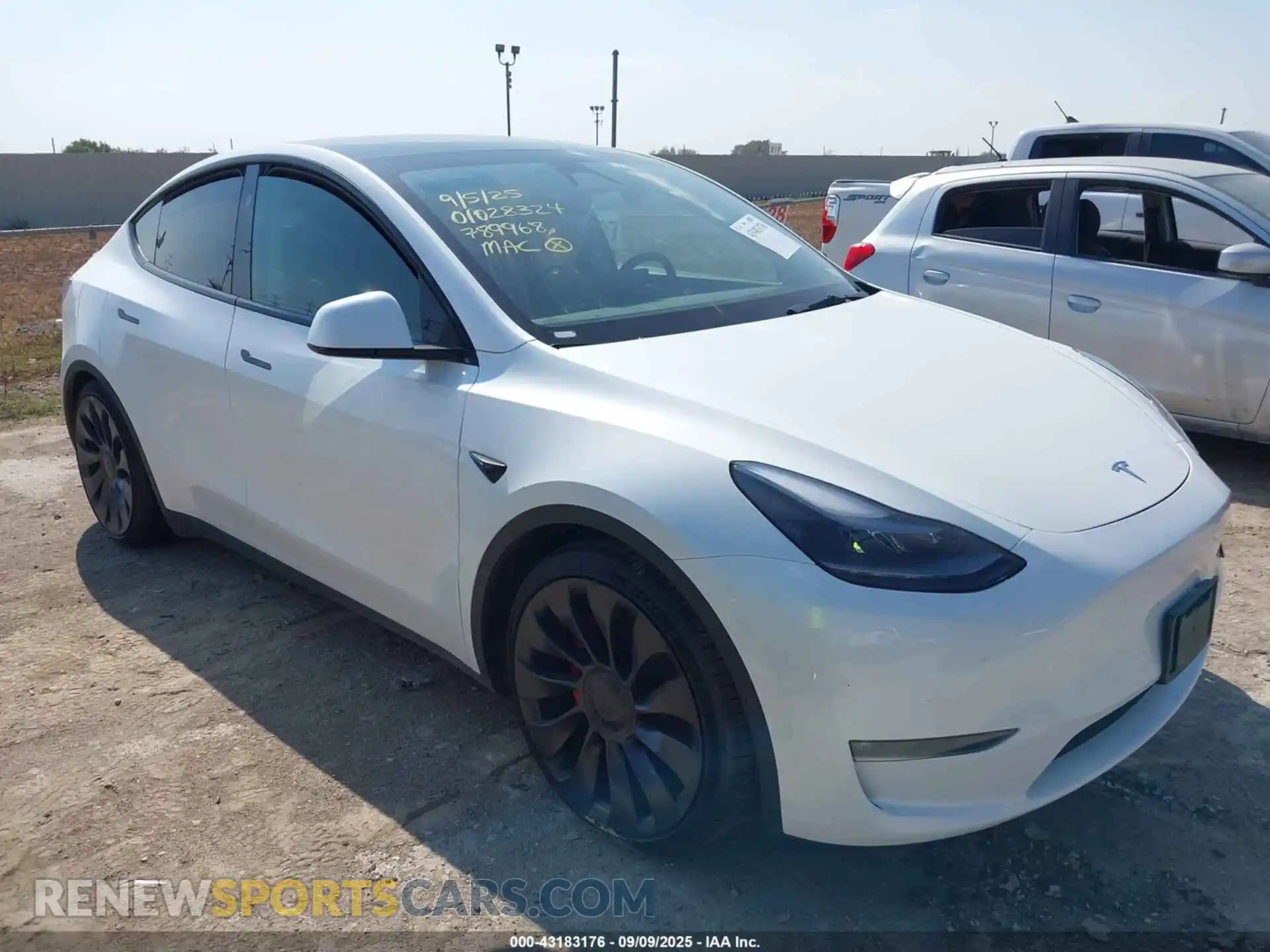 1 Photograph of a damaged car 7SAYGDEFXPF789968 TESLA MODEL Y 2023