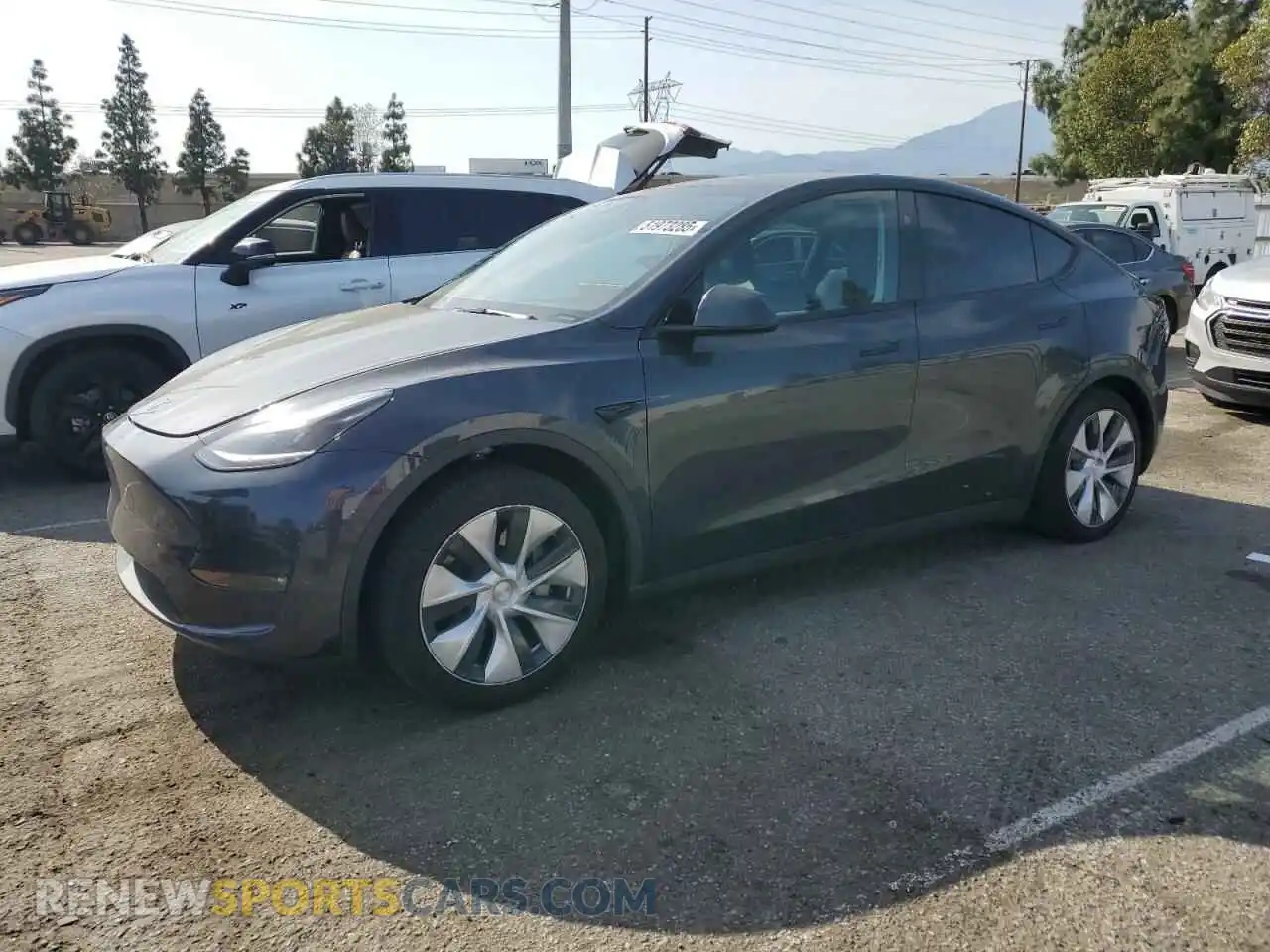 1 Photograph of a damaged car 7SAYGAEE0RF021084 TESLA MODEL Y 2024
