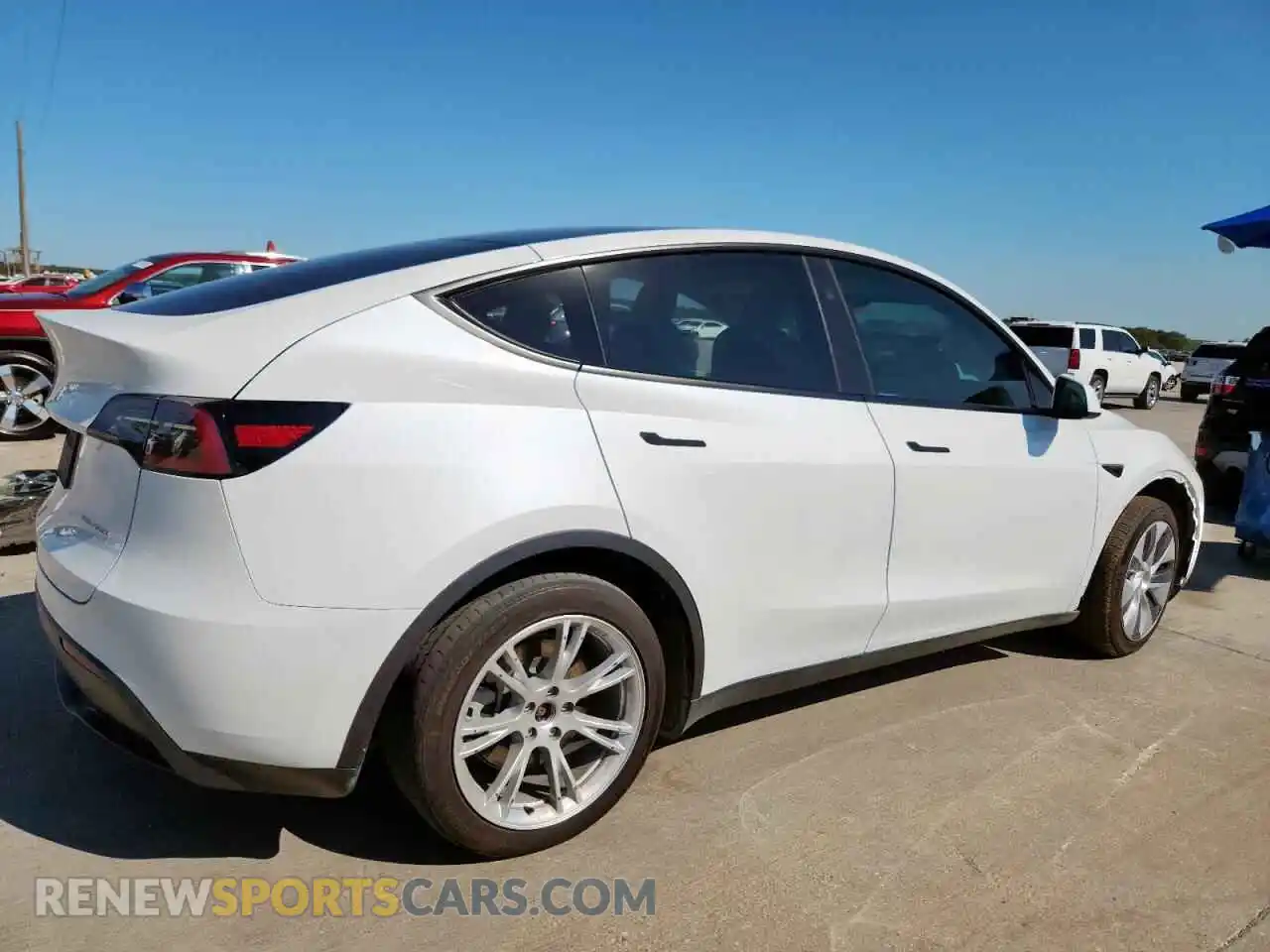 3 Photograph of a damaged car 7SAYGAEE0RF062444 TESLA MODEL Y 2024