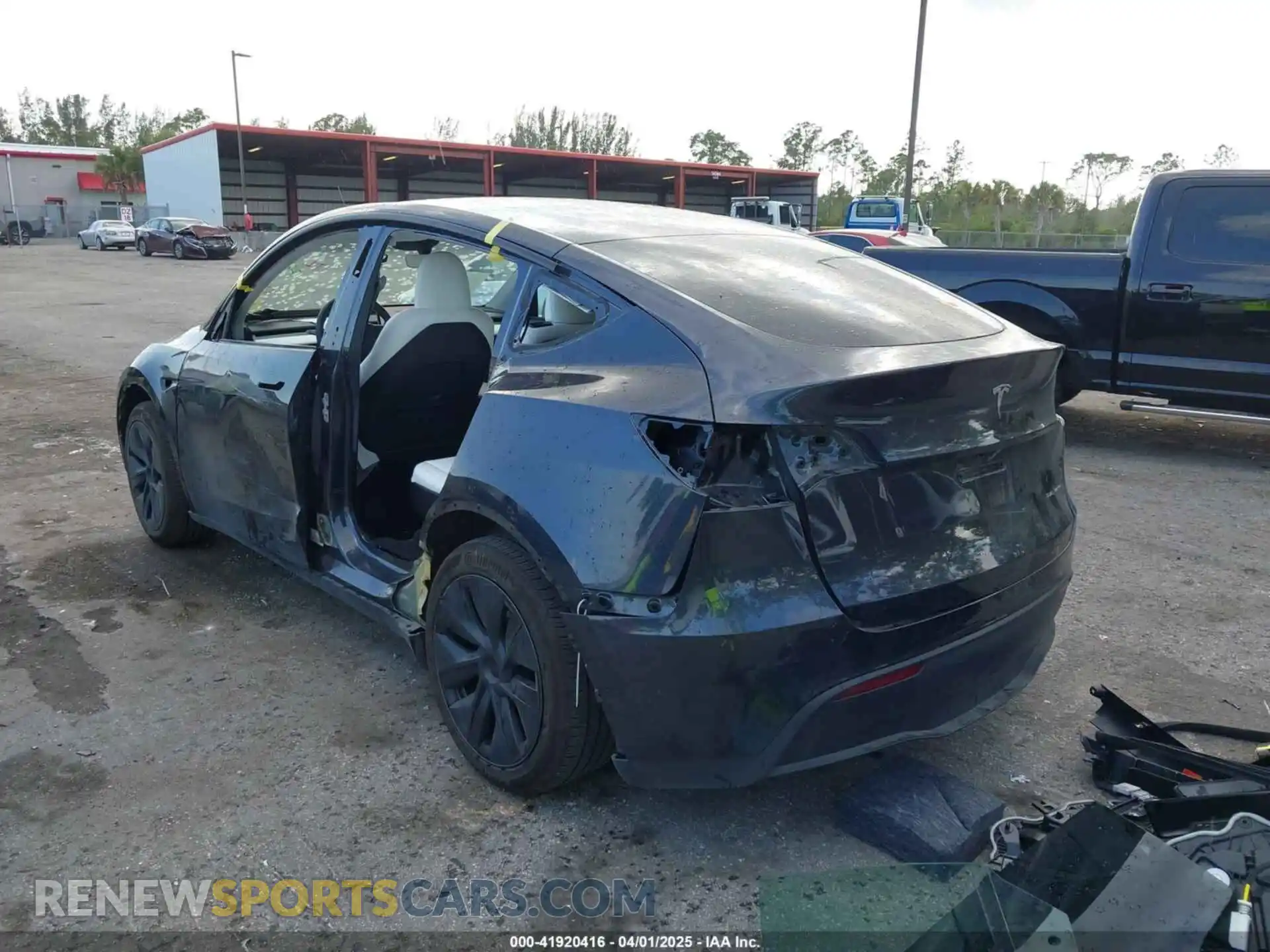 3 Photograph of a damaged car 7SAYGAEE0RF190246 TESLA MODEL Y 2024
