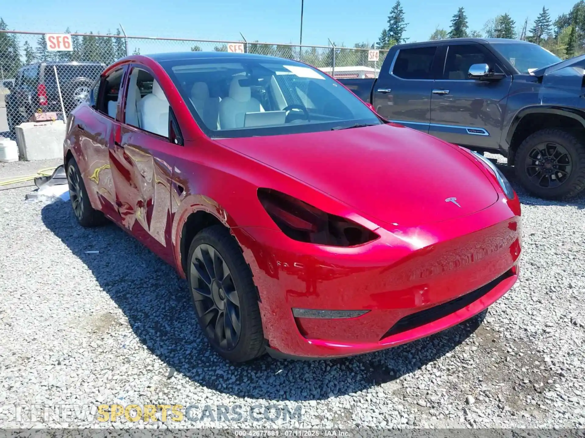 1 Photograph of a damaged car 7SAYGAEE0RF983384 TESLA MODEL Y 2024