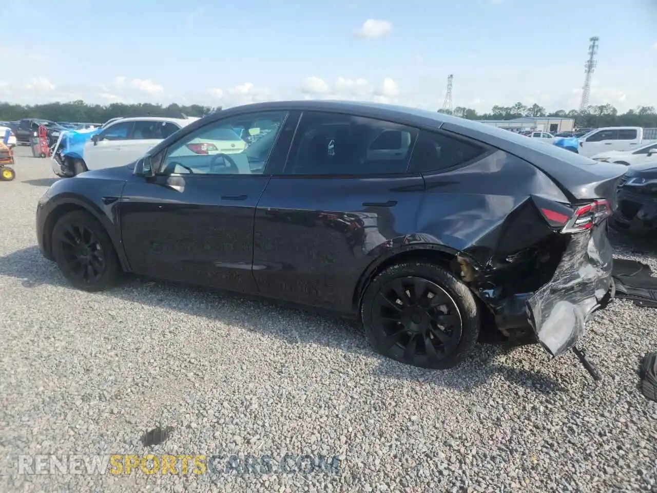 2 Photograph of a damaged car 7SAYGAEE1RF033325 TESLA MODEL Y 2024