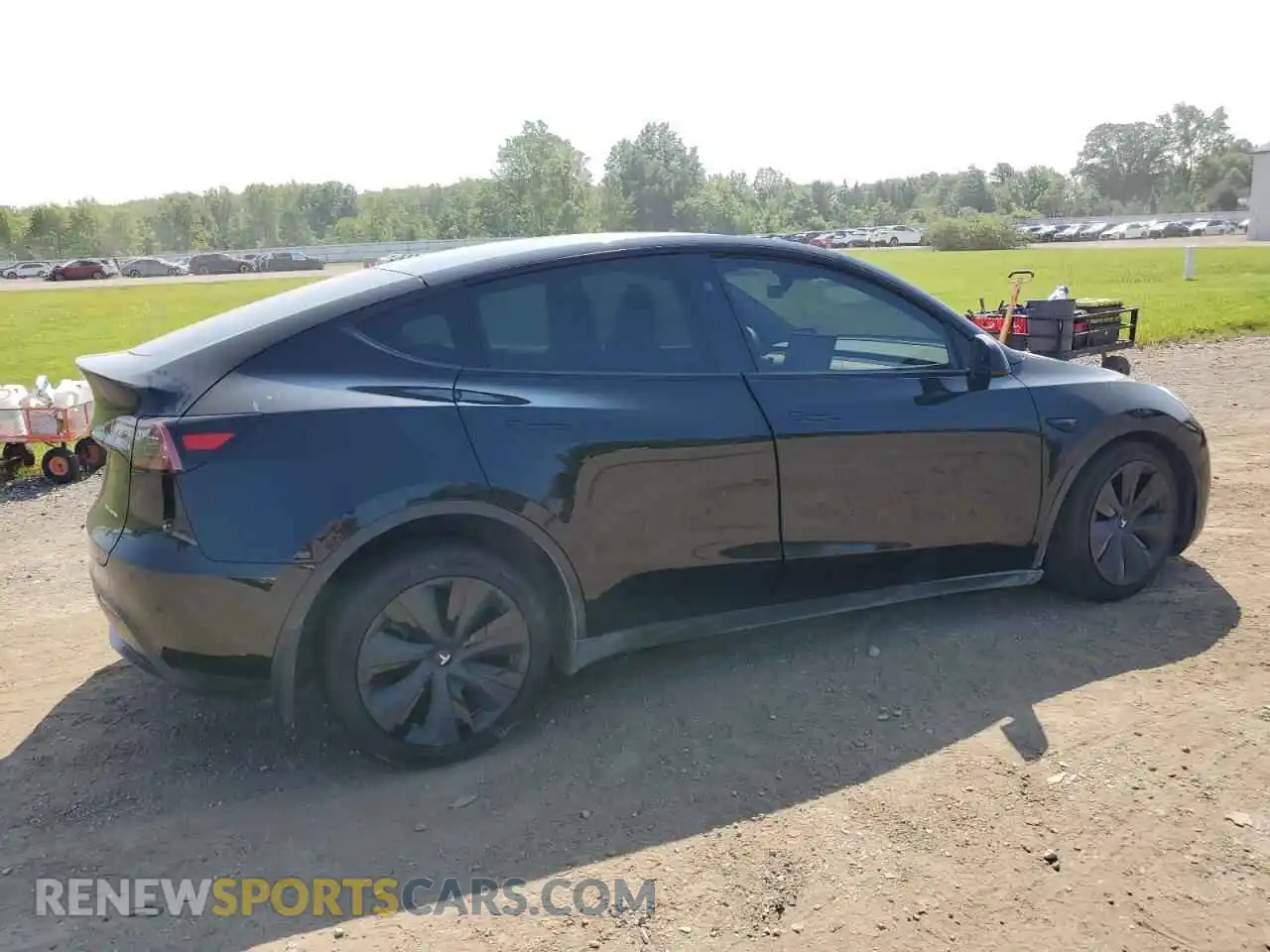 3 Photograph of a damaged car 7SAYGAEE1RF185847 TESLA MODEL Y 2024