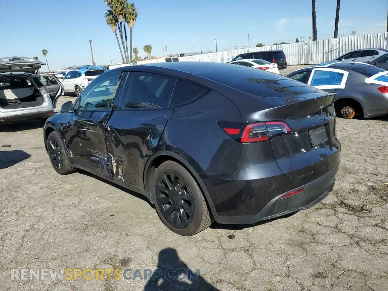 2 Photograph of a damaged car 7SAYGAEE2RF009616 TESLA MODEL Y 2024