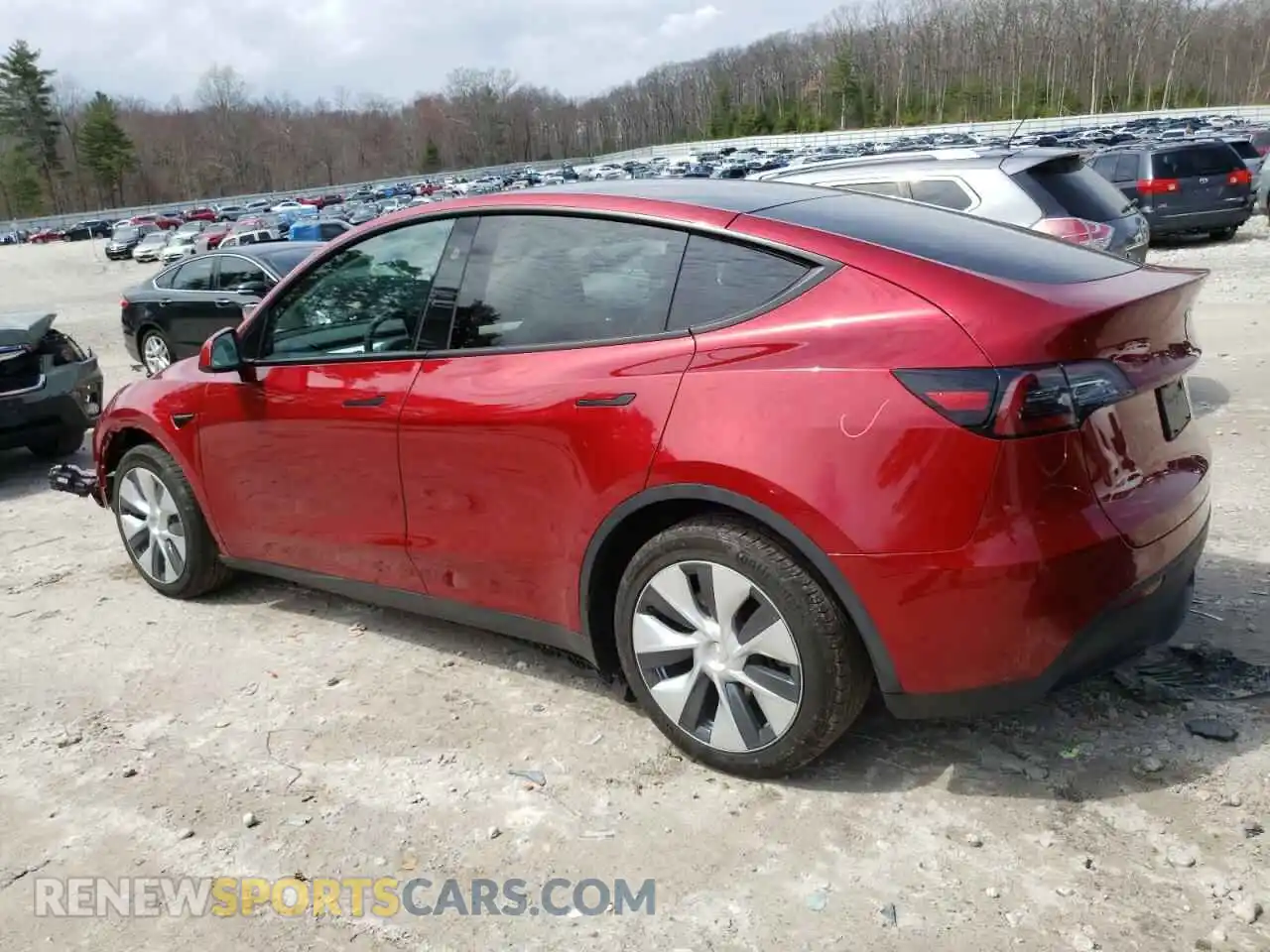 2 fotografías del automóvil dañado 7SAYGAEE2RF048805 TESLA MODEL Y 2024