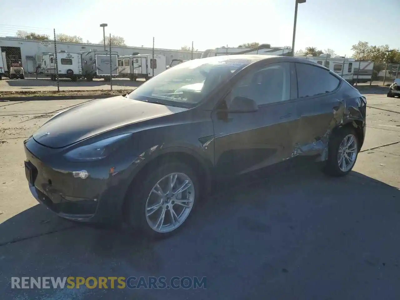 1 Photograph of a damaged car 7SAYGAEE3RF020219 TESLA MODEL Y 2024