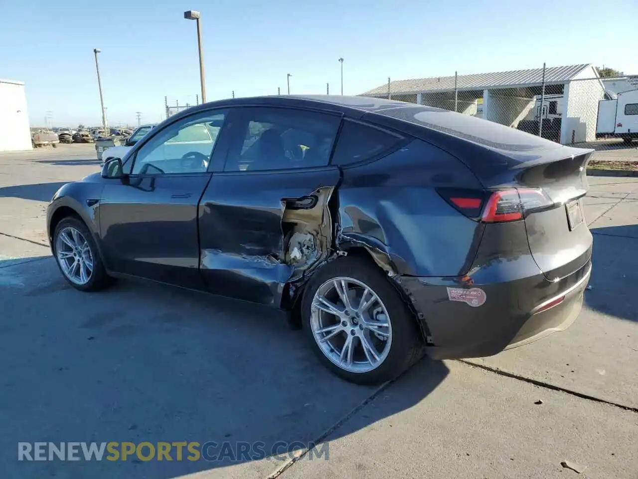 2 Photograph of a damaged car 7SAYGAEE3RF020219 TESLA MODEL Y 2024