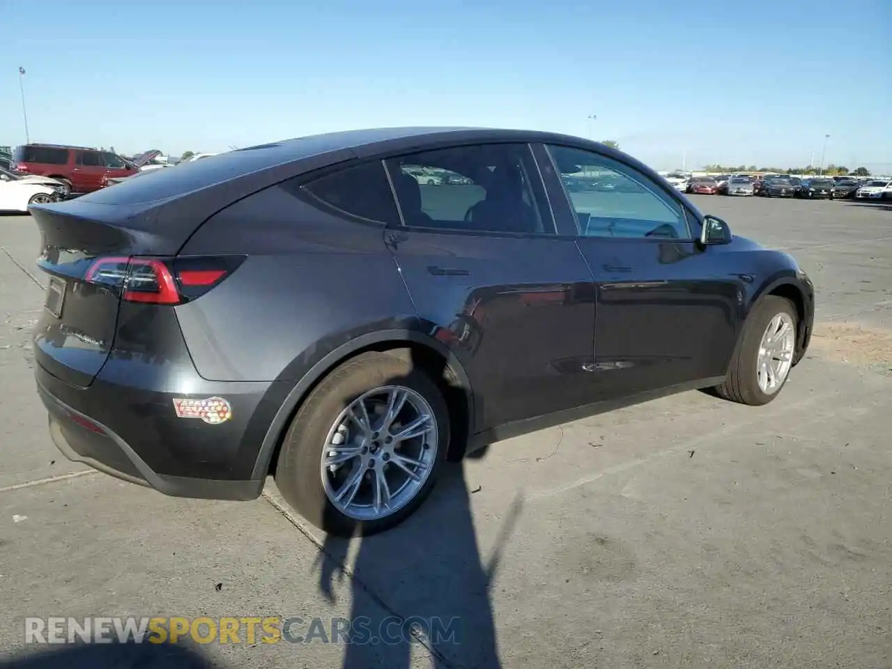 3 Photograph of a damaged car 7SAYGAEE3RF020219 TESLA MODEL Y 2024