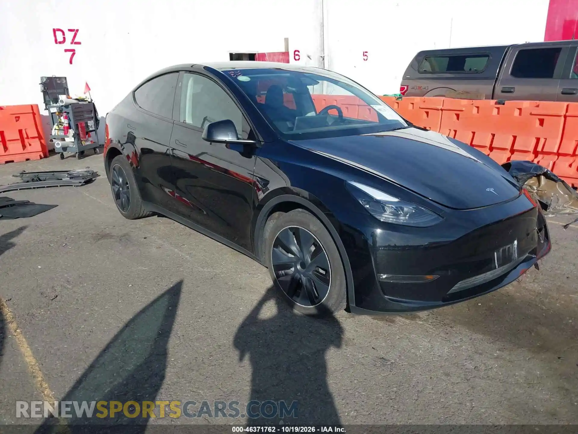 1 fotografías del automóvil dañado 7SAYGAEE3RF121633 TESLA MODEL Y 2024
