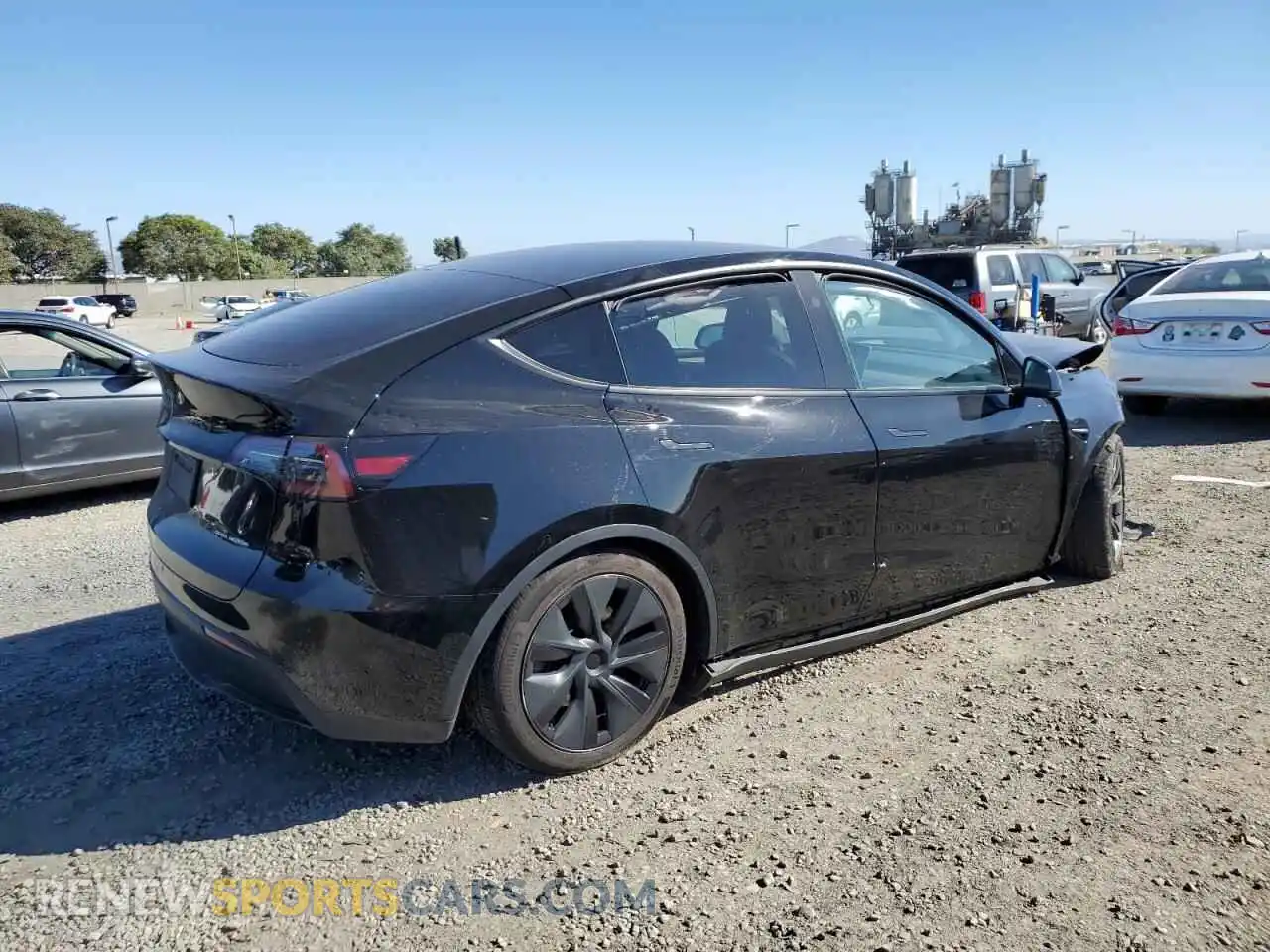 3 Фотография поврежденного автомобиля 7SAYGAEE4RF211941 TESLA MODEL Y 2024