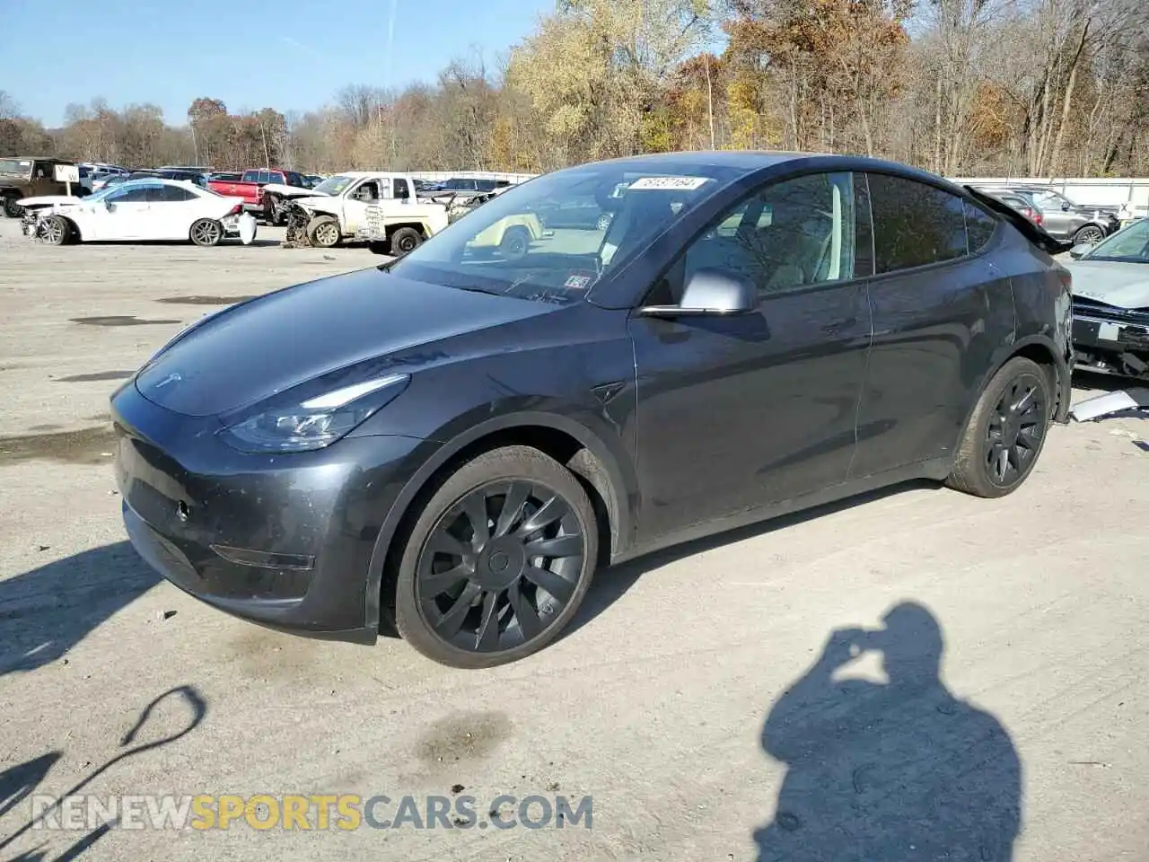 1 Photograph of a damaged car 7SAYGAEE5RF061273 TESLA MODEL Y 2024