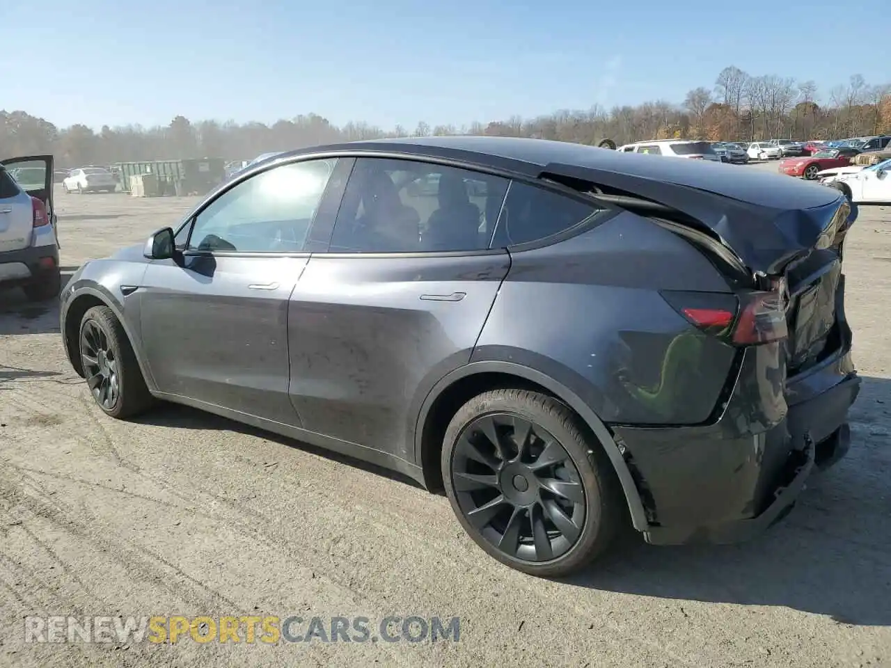 2 Photograph of a damaged car 7SAYGAEE5RF061273 TESLA MODEL Y 2024