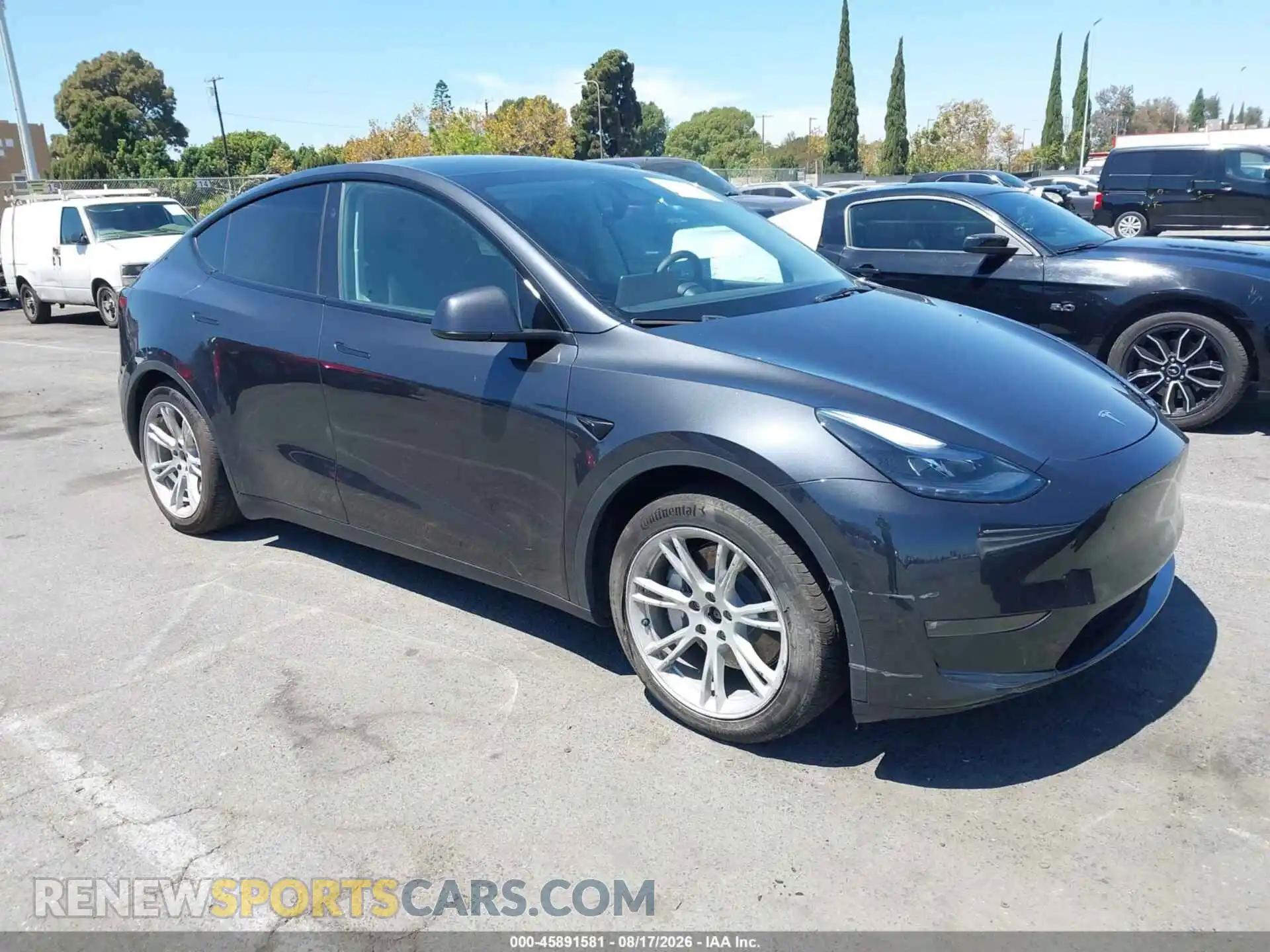1 Photograph of a damaged car 7SAYGAEE5RF993585 TESLA MODEL Y 2024