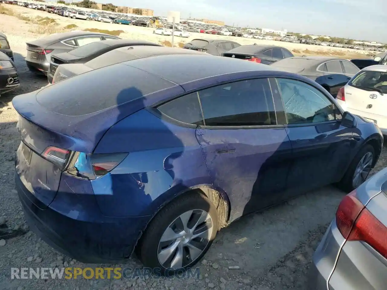 3 Photograph of a damaged car 7SAYGAEE6RF020151 TESLA MODEL Y 2024