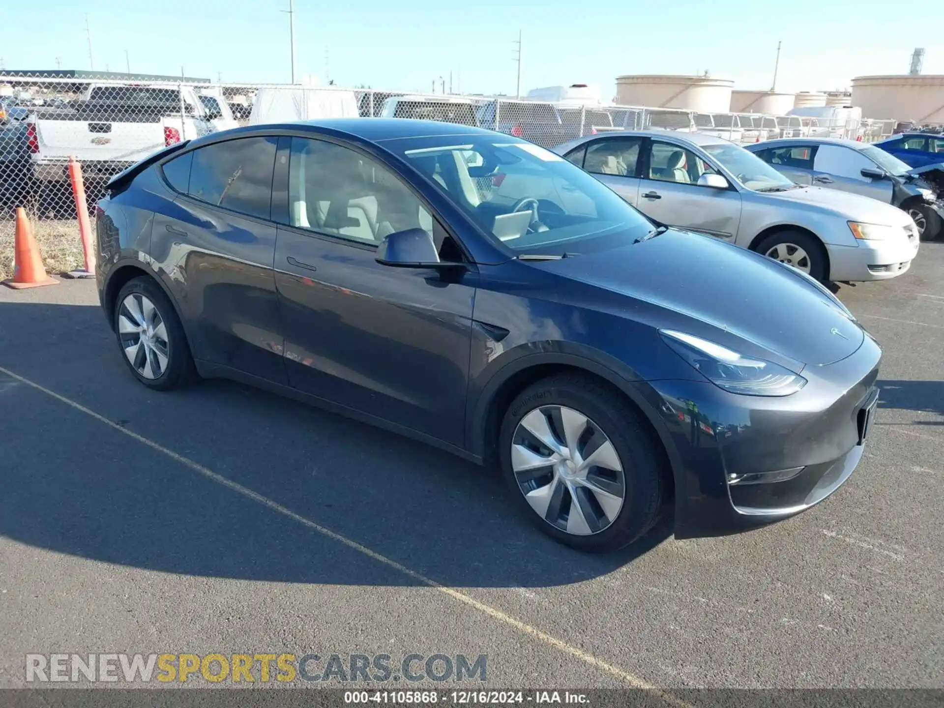 1 Photograph of a damaged car 7SAYGAEE6RF060925 TESLA MODEL Y 2024