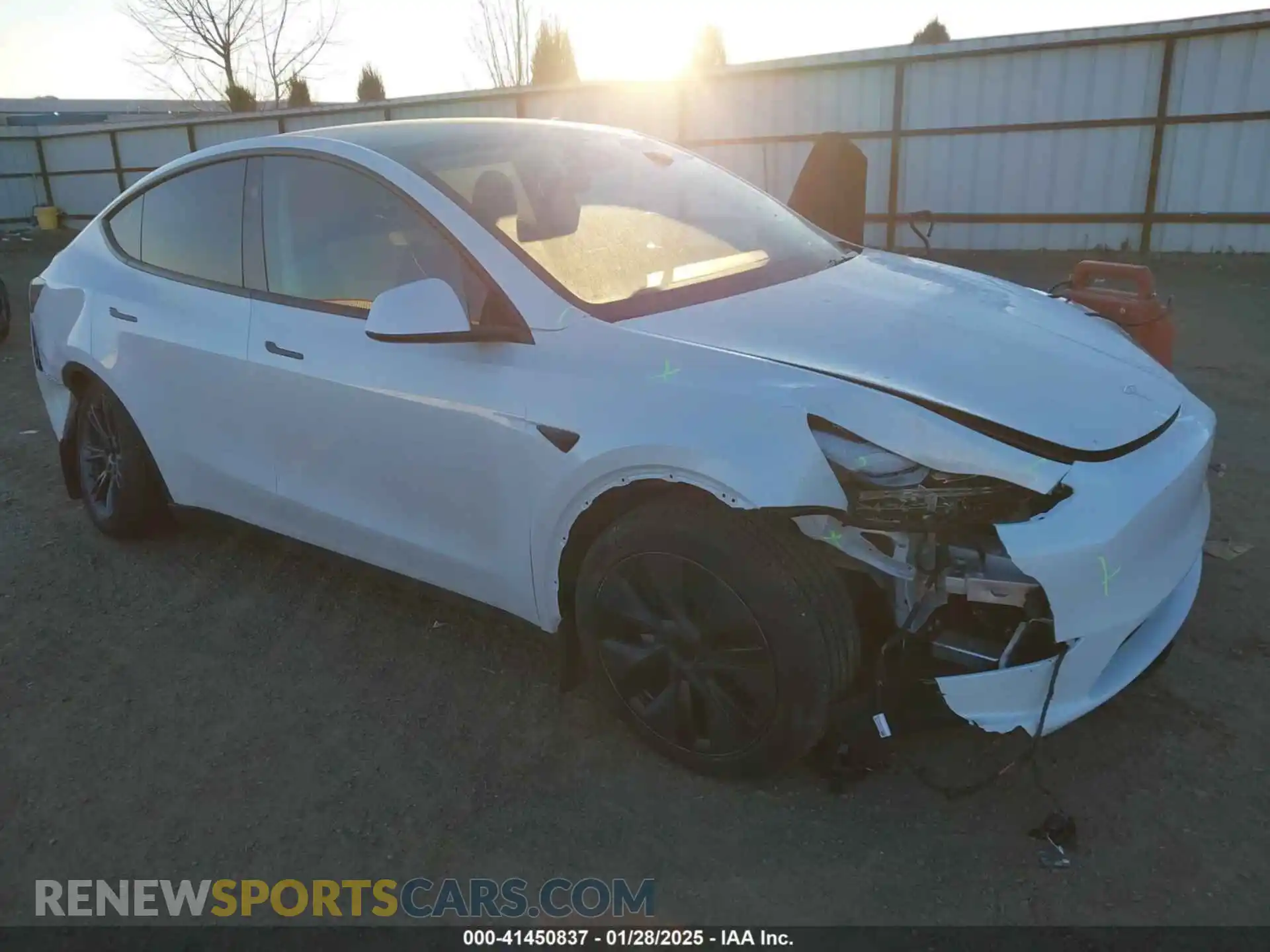 1 Photograph of a damaged car 7SAYGAEE6RF206658 TESLA MODEL Y 2024