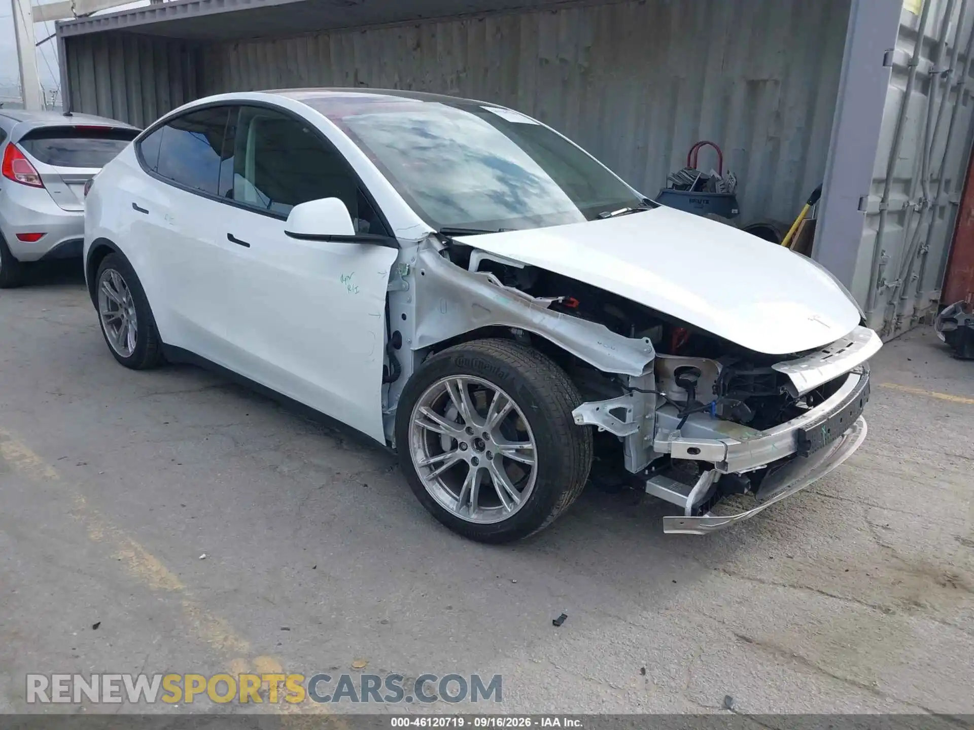 1 Photograph of a damaged car 7SAYGAEE8RF057489 TESLA MODEL Y 2024