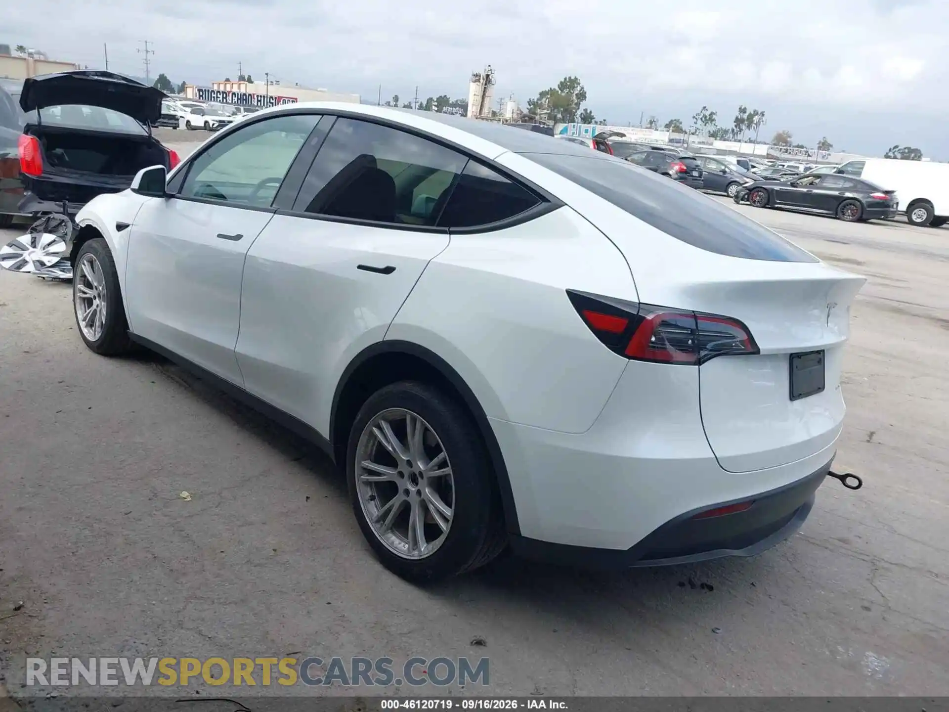 3 Photograph of a damaged car 7SAYGAEE8RF057489 TESLA MODEL Y 2024