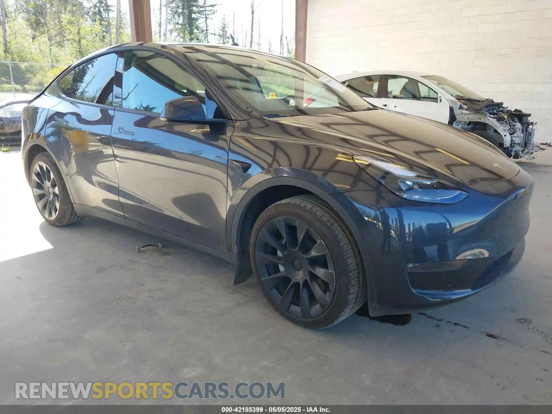 1 Photograph of a damaged car 7SAYGAEE8RF088791 TESLA MODEL Y 2024