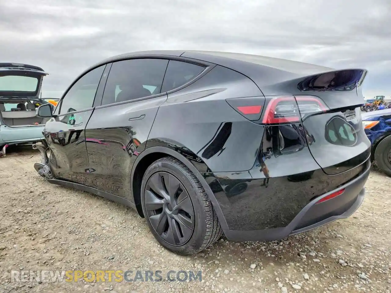 2 Фотография поврежденного автомобиля 7SAYGAEE8RF115858 TESLA MODEL Y 2024